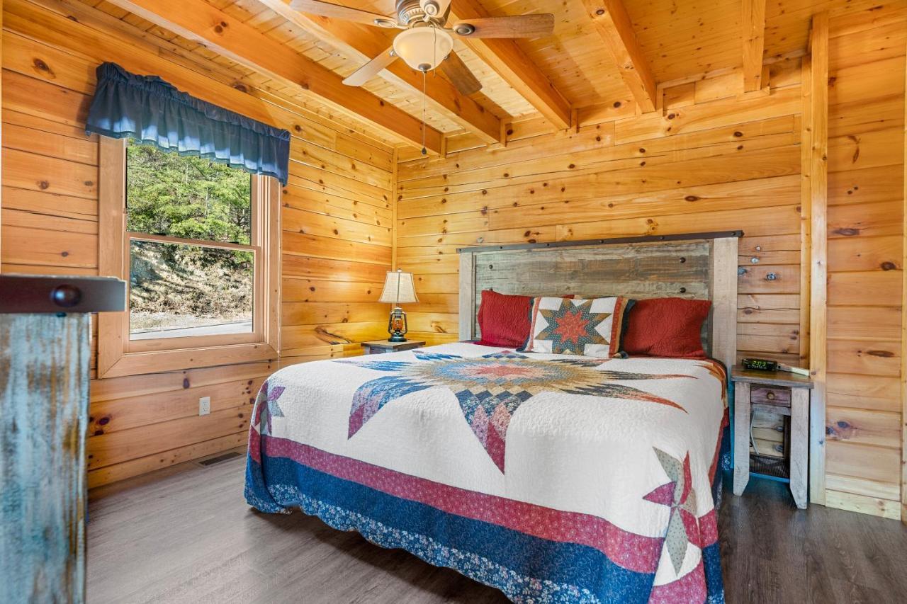 A Higher Calling, 1089 Of Free Area Attraction Tickets For Each Paid Day, Dollywood And More! Пиджен-Фордж Экстерьер фото